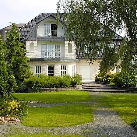 Stelinger Hof Muenkel 3*